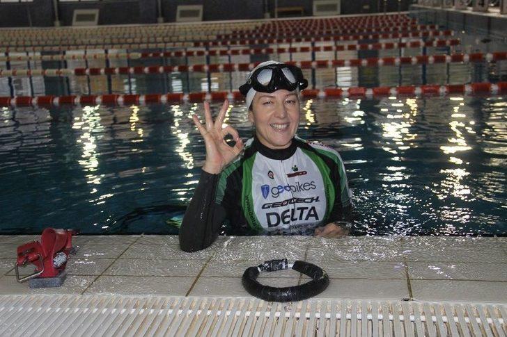 Tek Nefeste Bisikletle Suyun Altında En Uzun Mesafe Gitme Rekorunu Kırmaya Çalışacak G4