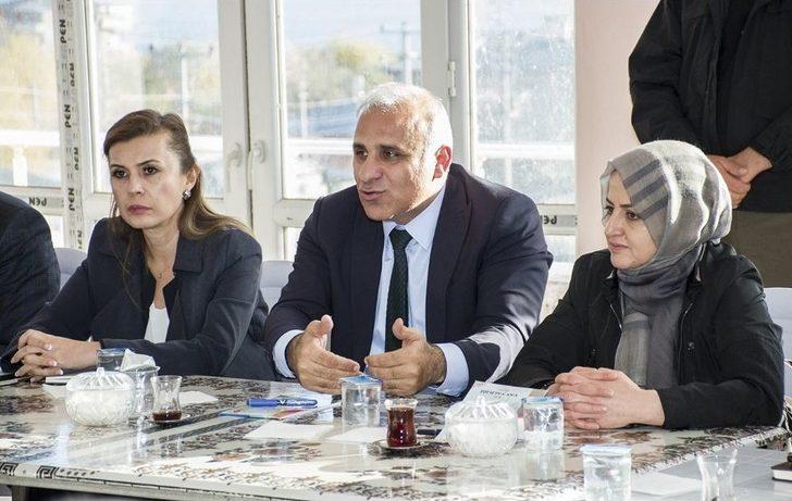 Vali Zorluoğlu Vatandaşlarla Bir Araya Geldi G3