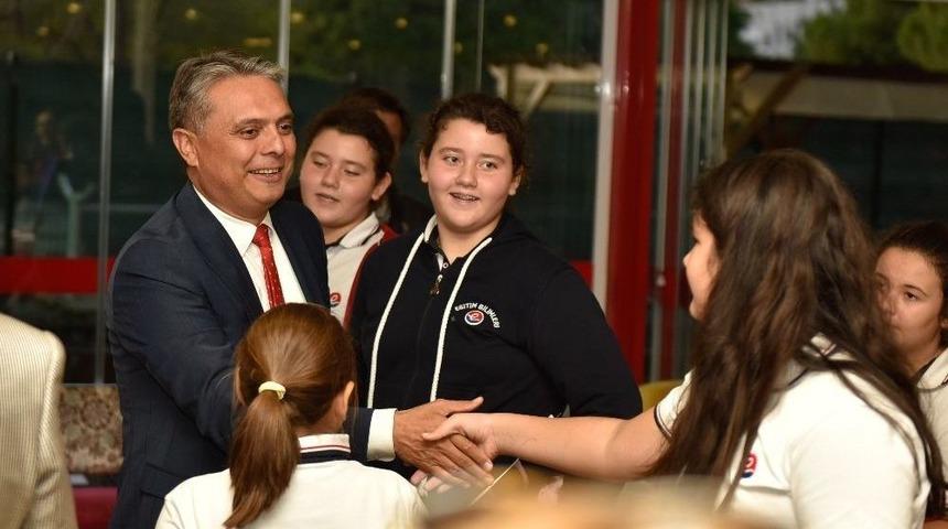 &Ouml;zel &Ccedil;ocuklar Atat&uuml;rk&rsquo;&uuml; Andı