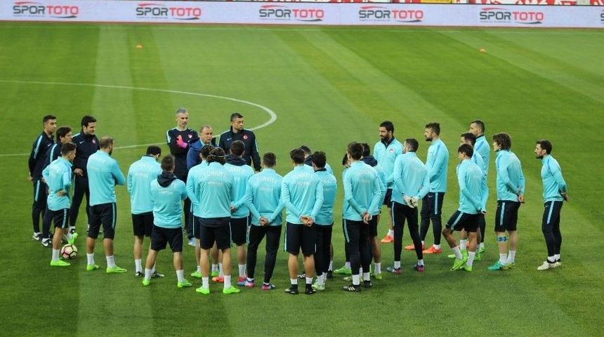 Milliler G&uuml;n Ge&ccedil;tik&ccedil;e Eriyor