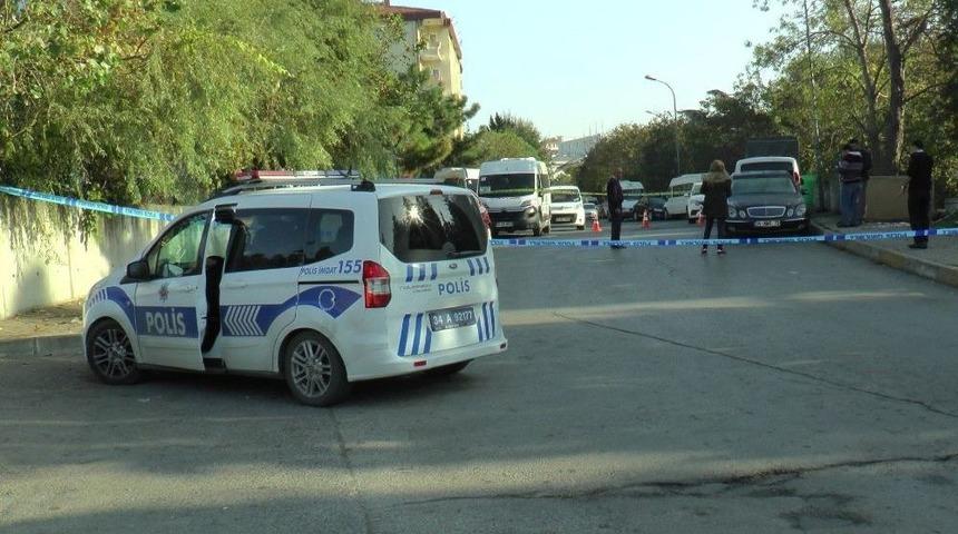 Kadık&ouml;y&rsquo;de Başından Vurulmuş Halde Bulunan Şahsın Kimliği Belirlendi