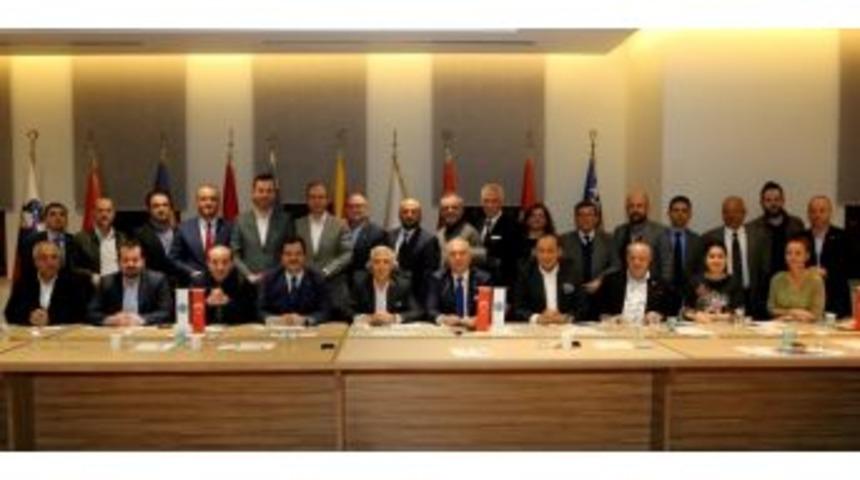 Bozbey: &ldquo;balkan &Uuml;lkeleriyle Bağlarımızı G&uuml;&ccedil;lendirmeliyiz&rdquo;