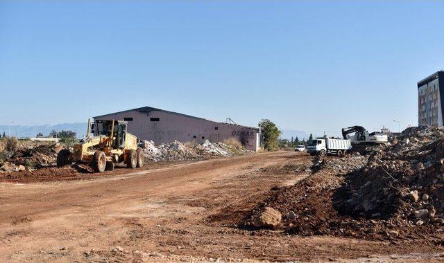 Altınova&rsquo;ya Yeni Yollar 1