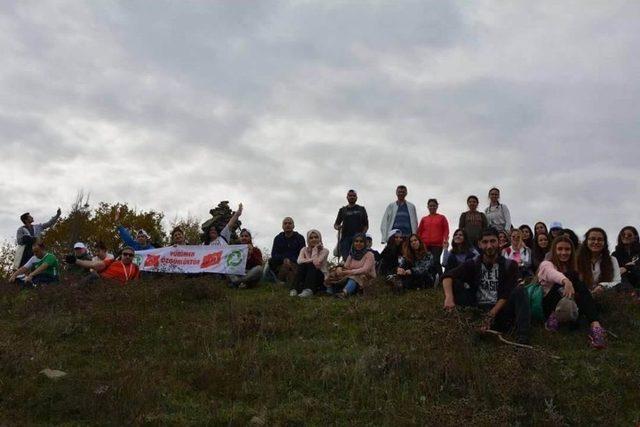 “yürümek Özgürlüktür” Sloganlı Doğa Yürüyüşü Düzenlendi