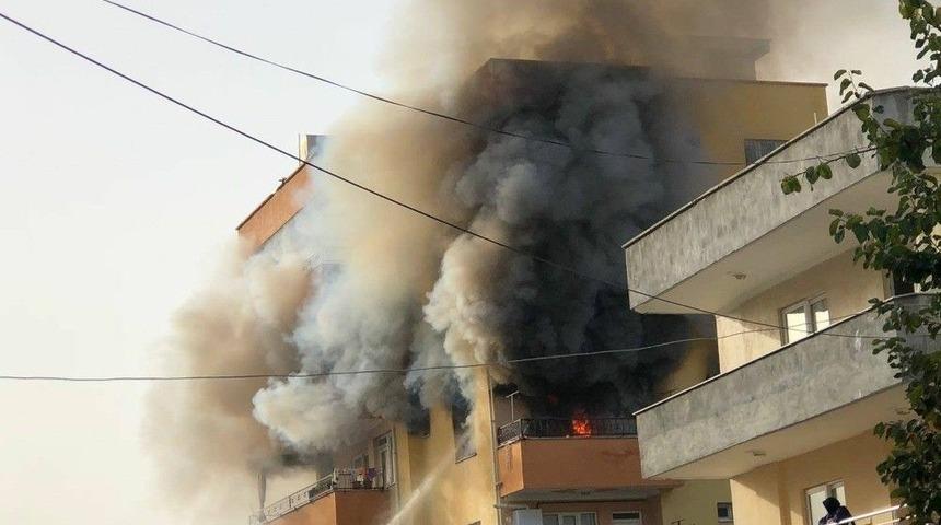 Apartmanda Yangın Paniği