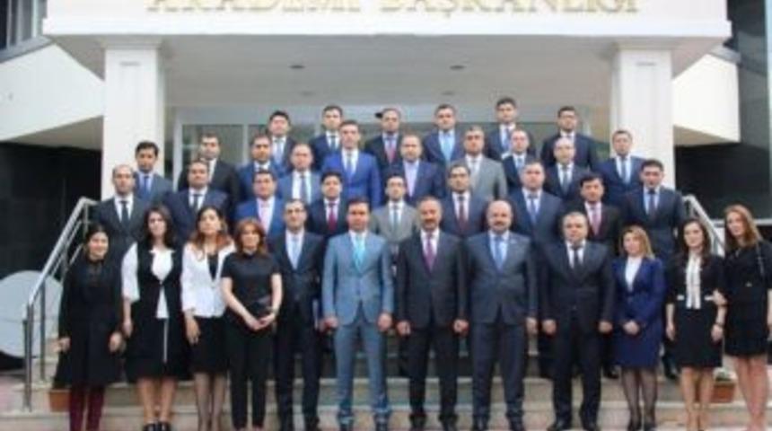 Tika&rsquo;dan Azerbaycanlı Hakim Adaylarına Eğitim