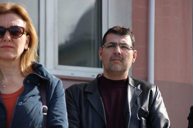 &Ouml;fkelenen Veli M&uuml;d&uuml;r Yardımcısını Darp Etti 2