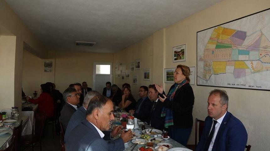 Başkan Uyar&rsquo;dan Hayvancılık İ&ccedil;in &Ouml;zel &Uuml;retim B&ouml;lgesi M&uuml;jdesi