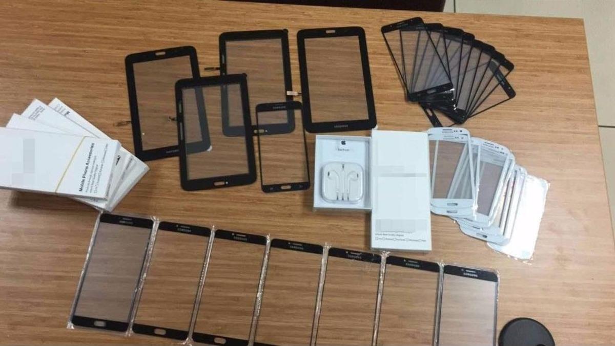 İstanbul Polisinden Ka&ccedil;ak&ccedil;ılık Operasyonu: 4 G&ouml;zaltı