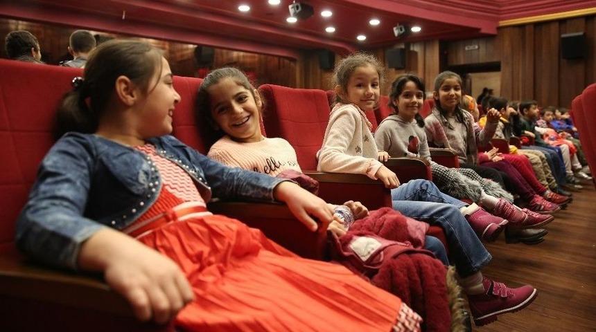 &Ccedil;ocuklara Sinema Ş&ouml;leni