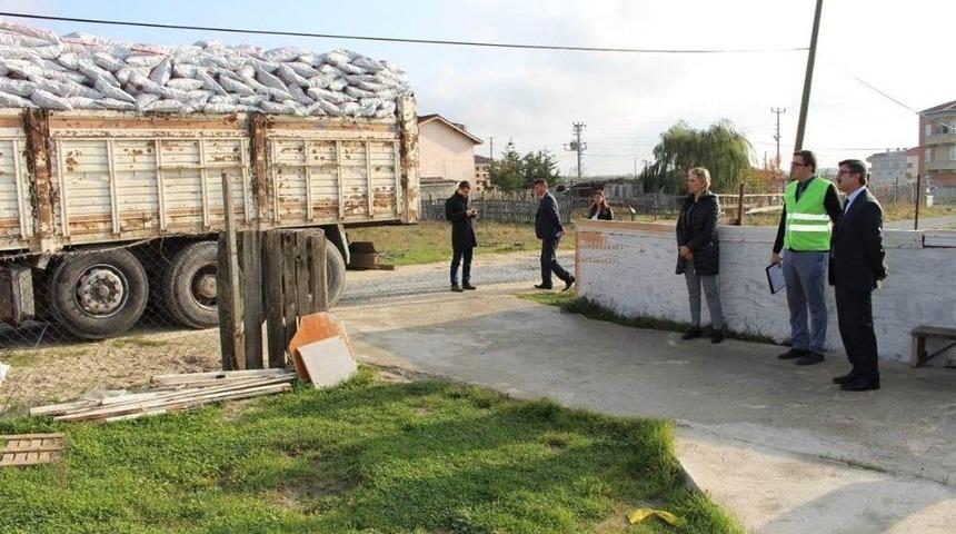 Kapaklı&rsquo;da K&ouml;m&uuml;r Dağıtımı