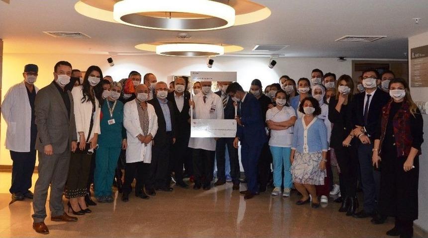 1200 Kişilik Hastane Personelinden Don&ouml;r Bağışı