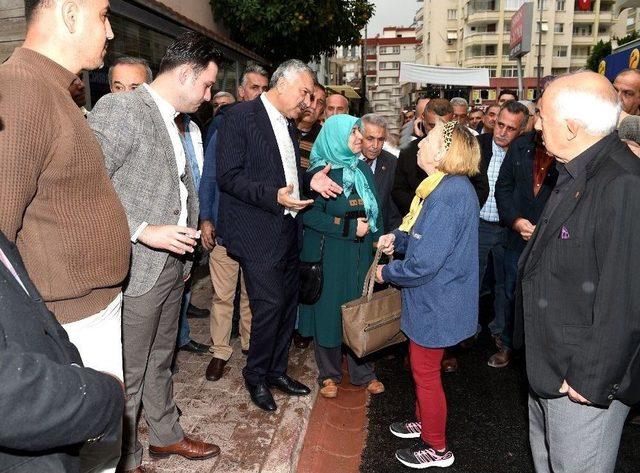 Seyhan&rsquo;da Asfalt &Ccedil;alışmaları S&uuml;r&uuml;yor 2