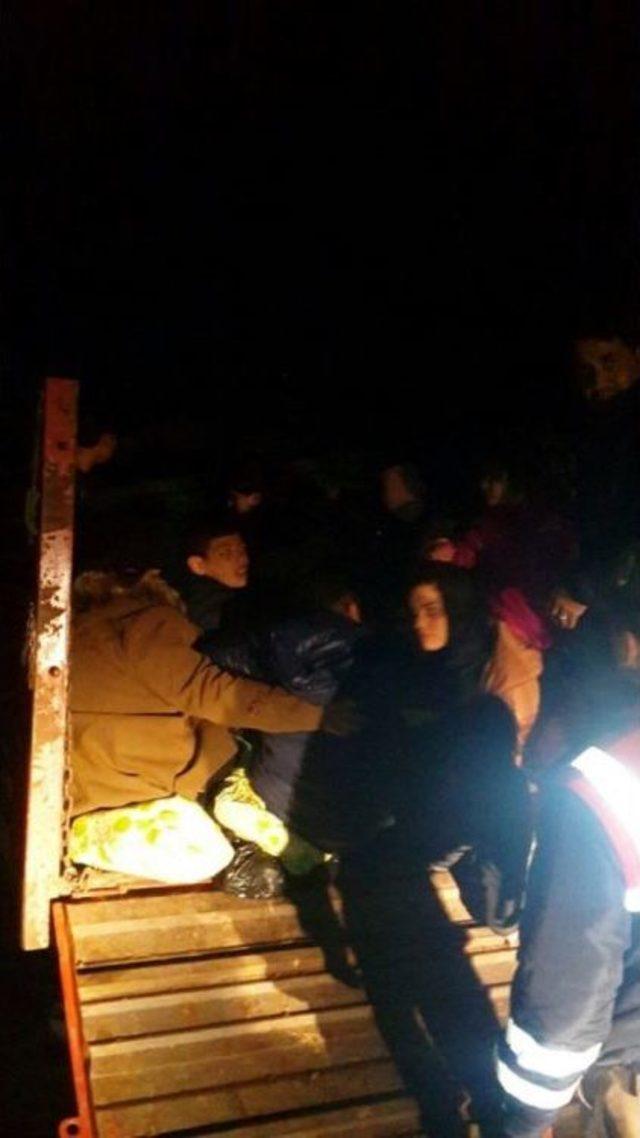 &Ccedil;anakkale&rsquo;de 40 Ka&ccedil;ak G&ouml;&ccedil;men Yakalandı 1