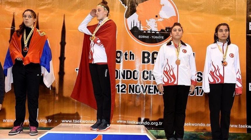 Yalovalı Taekwondocular 3&rsquo;te 3 Yaptı