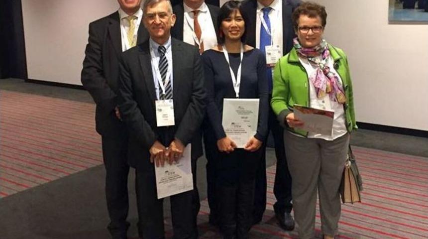 &Ouml;zdoğu Ve Boğa Berlin&rsquo;den &Ouml;d&uuml;lle D&ouml;nd&uuml;