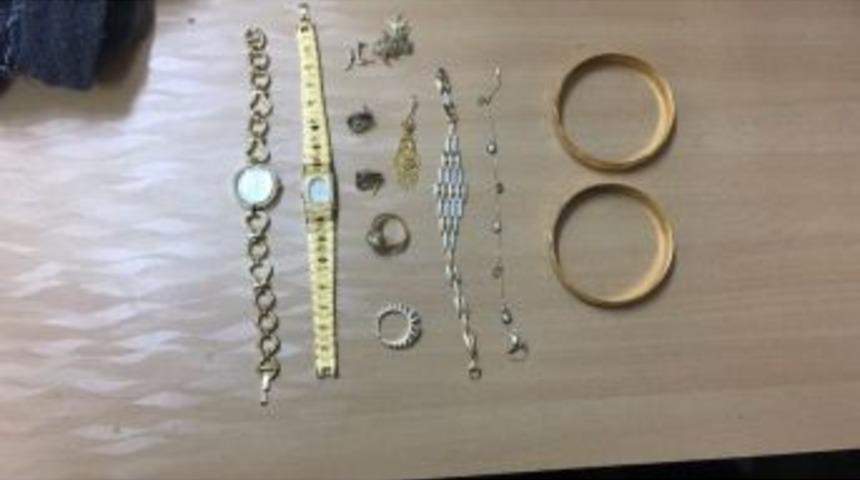 Altın &Ccedil;alan Hırsızlar Yakalandı