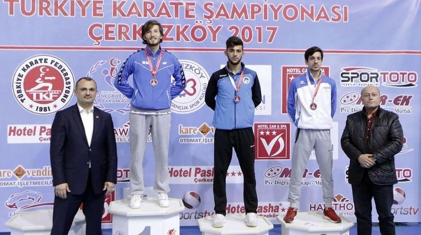 B&uuml;y&uuml;kşehir Karate Takımı Başarıya Doymuyor