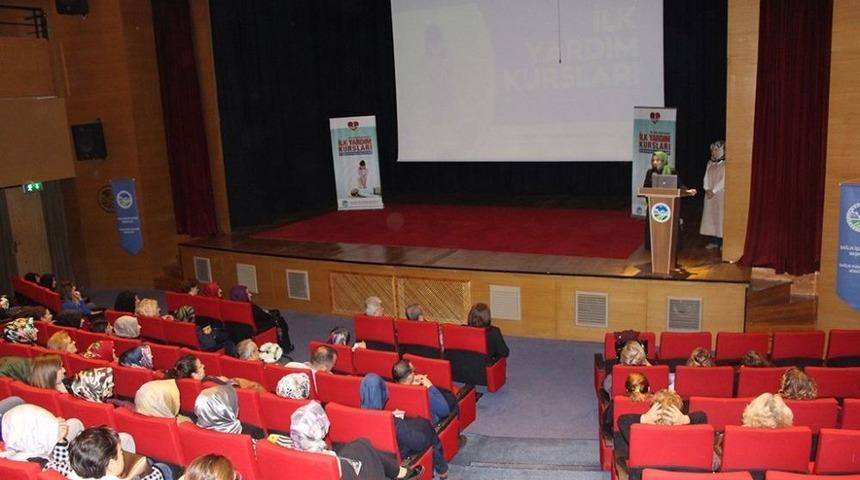 İlk Yardım Kurslarında 360 Kursiyer Belge Aldı