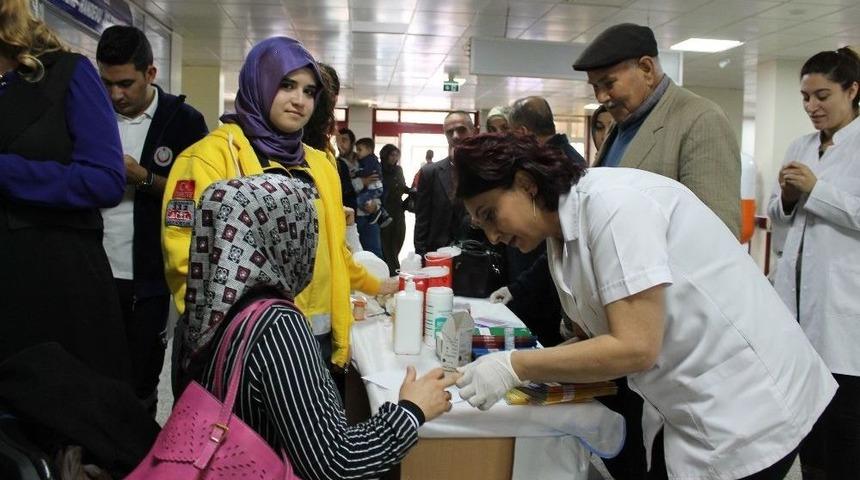 Ga&uuml;n Hastanesinde Diyabet G&uuml;n&uuml; Etkinlikleri