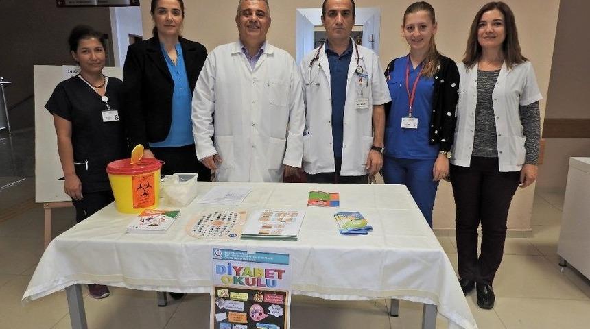&Ccedil;eşme Devlet Hastanesi&rsquo;nde Diyabeti Anlattılar