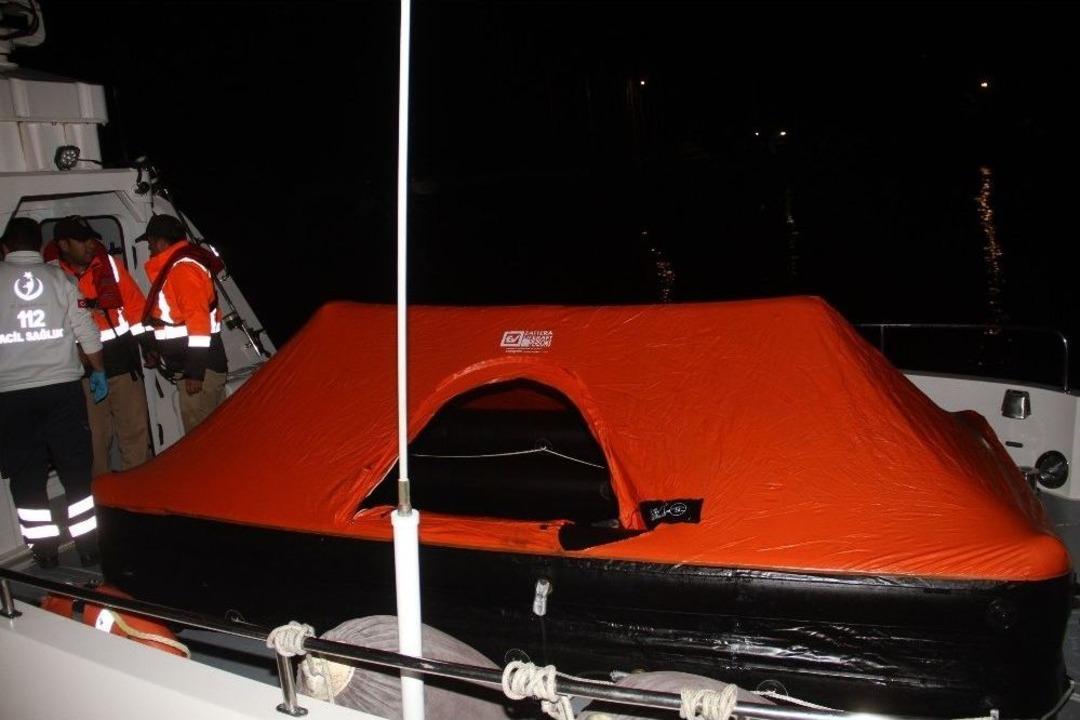 G&ouml;cek&rsquo;te Batan Yattaki 4 Kişi Son Anda Kurtarıldı