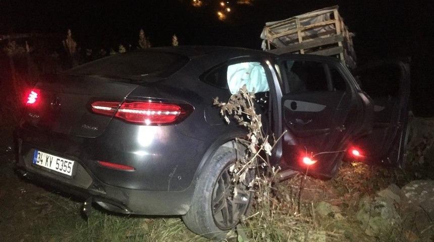 Beykoz&rsquo;da Otomobil U&ccedil;uruma D&uuml;şt&uuml;; 1 Yaralı