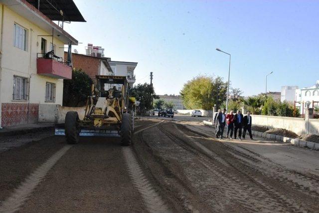 Nazilli Belediyesi Yol Yapım &Ccedil;alışmalarına Hız Kesmeden Devam Ediyor 1