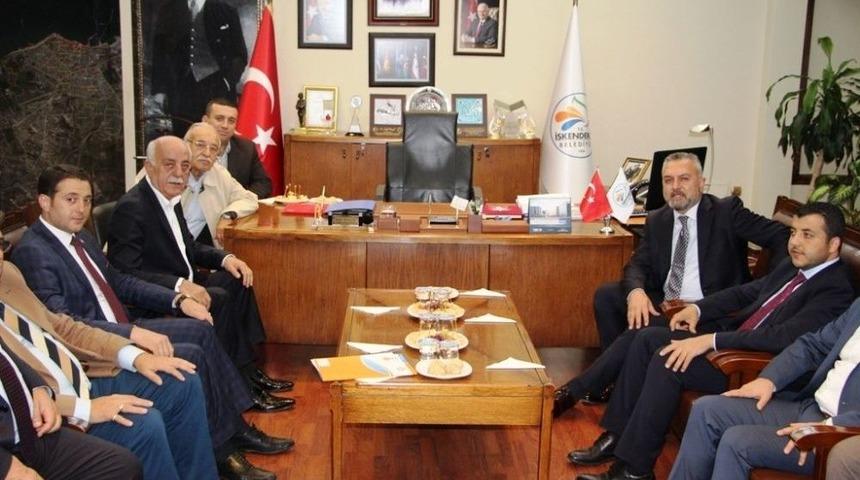 Varol: "ak Parti Belediyecilikte Markadır"