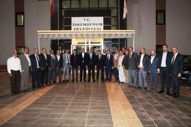 Varol: "ak Parti Belediyecilikte Markadır" 1