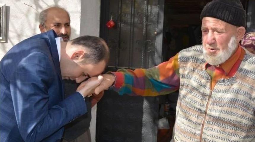 Şehit Dedesine Kaymakam Pamuk&rsquo;tan Taziye