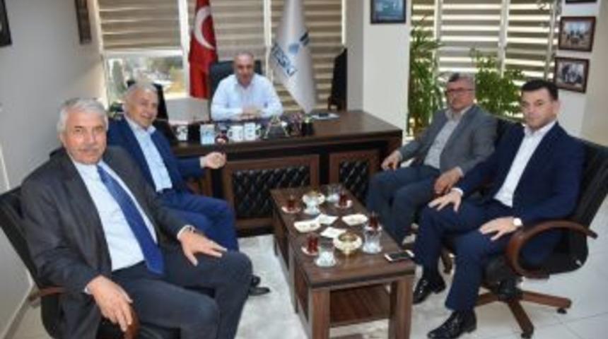 Teski Genel M&uuml;d&uuml;r&uuml; Başa, Belediye Meclis &Uuml;yelerini Ağırladı