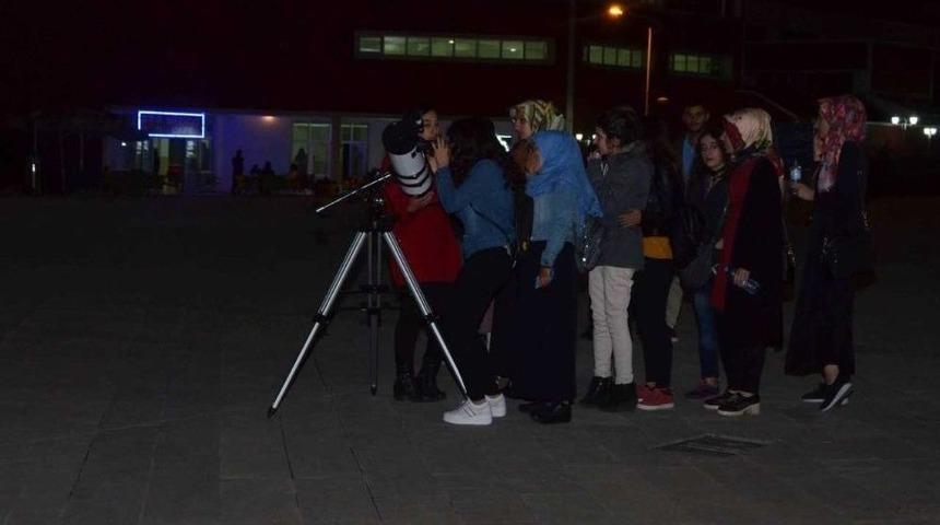 Adıyaman &Uuml;niversitesi Astronomi Topluluğundan G&ouml;ky&uuml;z&uuml; G&ouml;zlem Şenliği