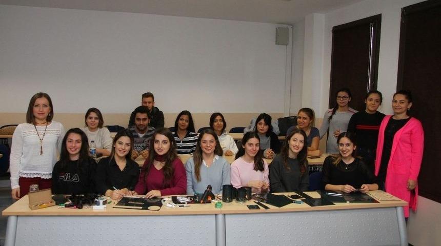 Eski R&ouml;ntgen Filmleriyle Erken Teşhise Dikkat &Ccedil;ektiler