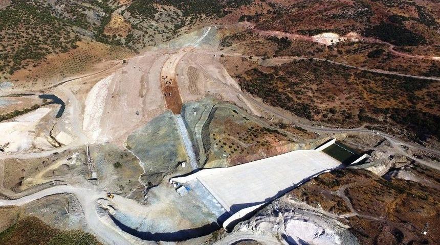 Yukarı Afrin Barajı Yapımı S&uuml;r&uuml;yor