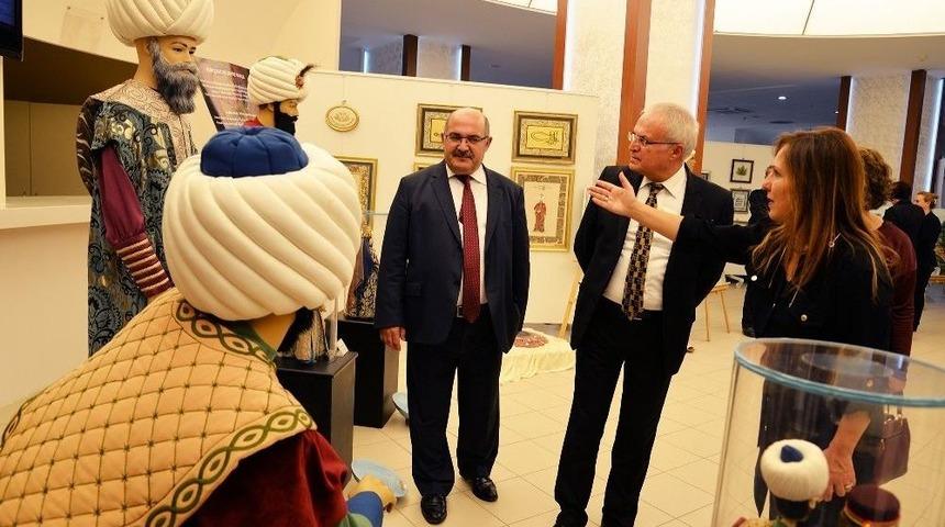 &Uuml;niversitede G&ouml;z Kamaştıran Sergi