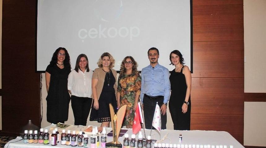 &Ccedil;ekoop&rsquo;un Aromaterapi Eğitimine Yoğun İlgi