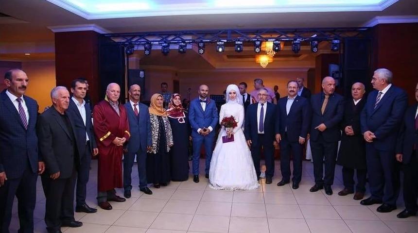 &Ccedil;omoğluları Ailesinin Mutlu G&uuml;n&uuml;