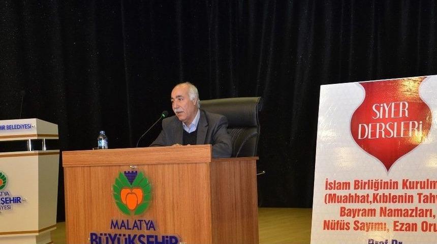 Siyer Dersleri Devam Ediyor