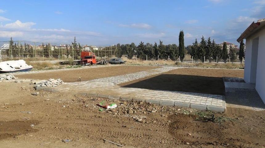 Esnafa Park Yapılıyor