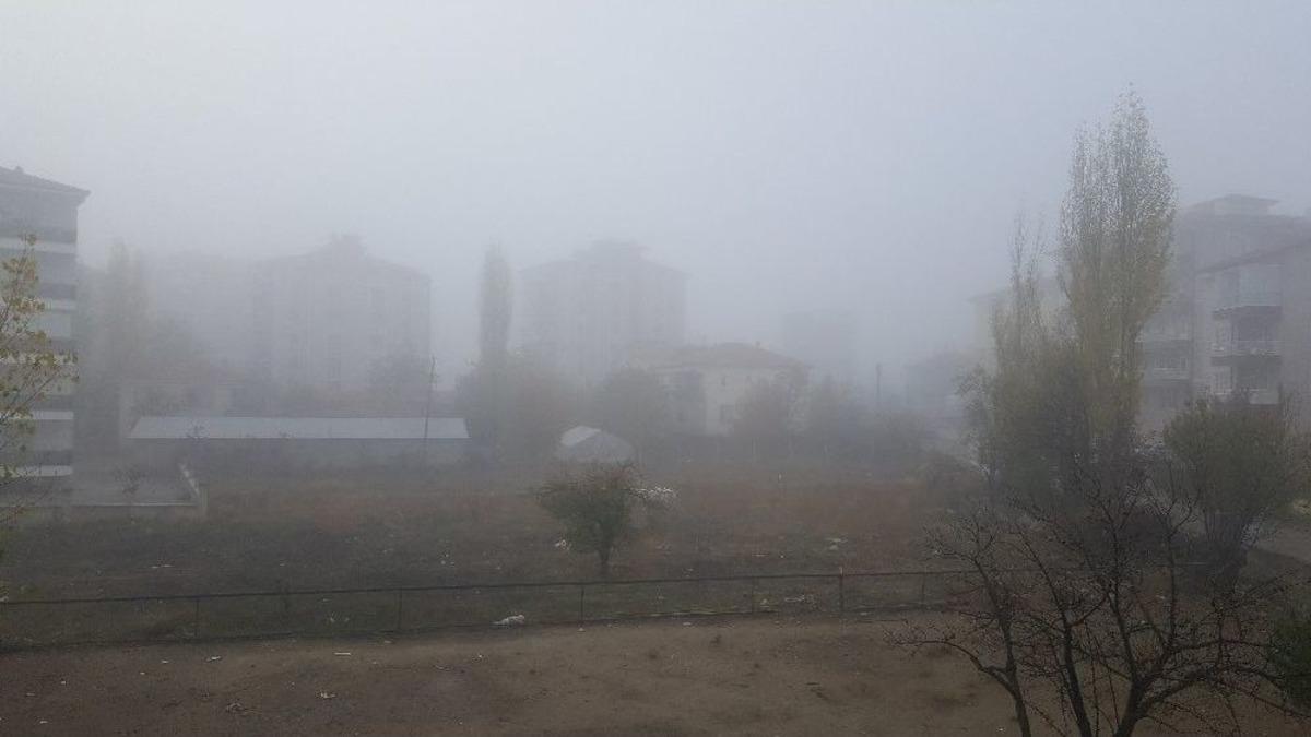 Isparta&rsquo;da Yoğun Sis Etkili Oldu