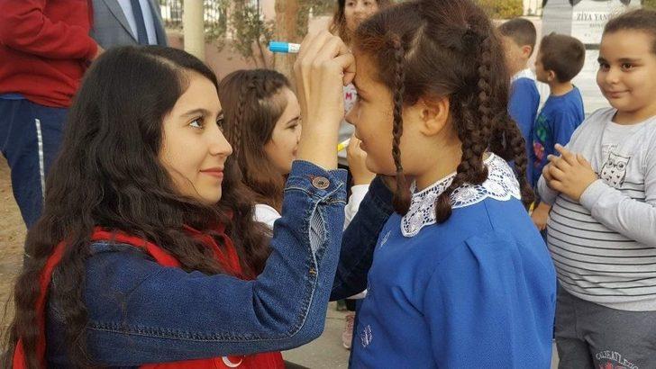 Hem Okul Hem Öğrenciler Rengarenk Oldu G1