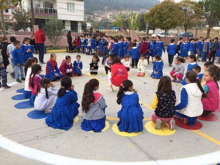 Hem Okul Hem Öğrenciler Rengarenk Oldu G5