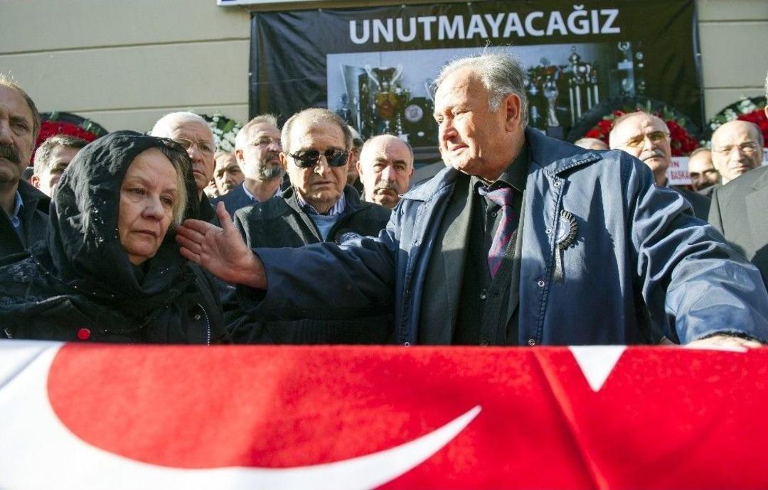 Taekwondo&rsquo;nun Duayeni İsmet Iraz, Son Yolculuğuna Uğurlandı