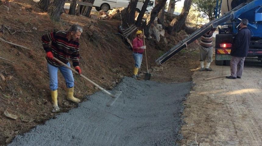 Burhaniye&rsquo;de Kırsal Mahallelerde Su Baskınlarına Belediye &Ouml;nlemi