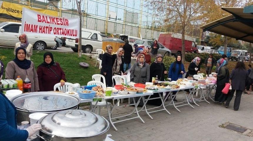 Okul Velilerinden Teknolojiye Kermesli Destek