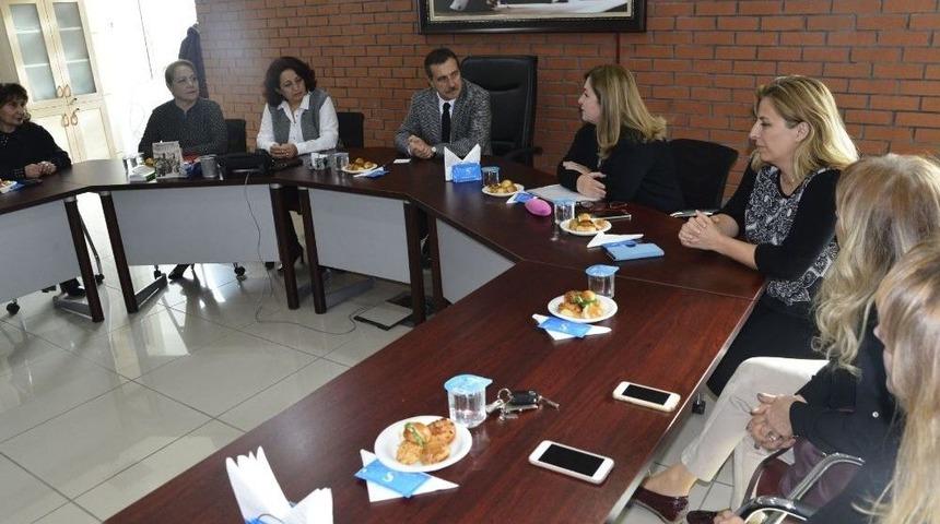 Tepebaşı Belediye Başkanı Ahmet Ata&ccedil;;