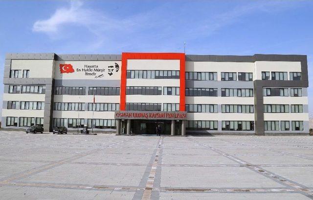 Vali Kamçı Osman Ulubaş Fen Lisesini Ziyaret Etti