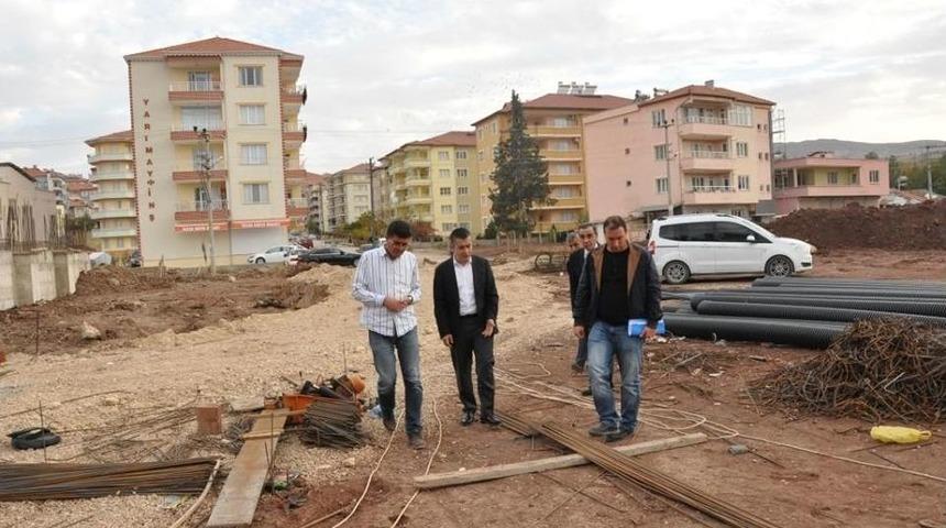 Kaymakam Aksoy Okul İnşaatında İncelemelerde Bulundu