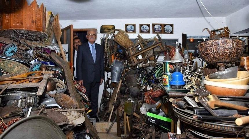 Başkan Yılmaz’ı Şaşırtan Antikacı